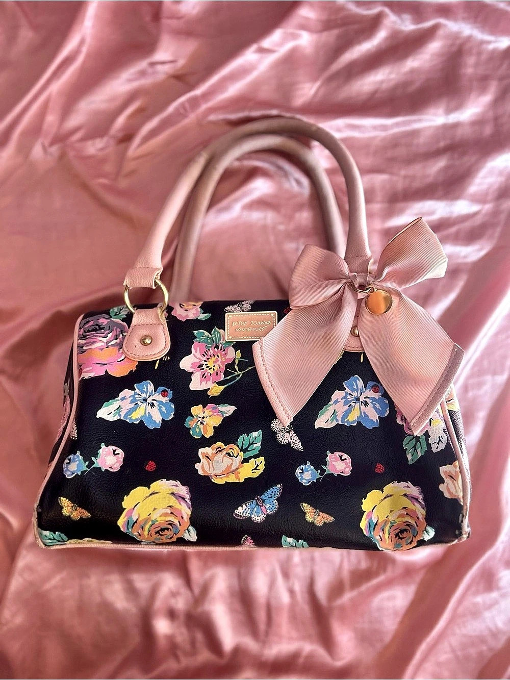 Betsy Johnson Floral Satchel in Black & Pink Like New